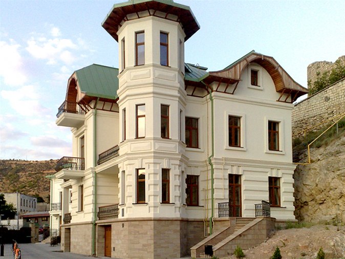 Reconstruction of the historical facade